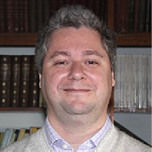 Picture of Dr. Ariel Schlaen